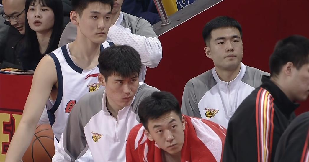 开云-21分胜吉林！奎因打爽了徐杰复活了，有2件事却让杜锋高兴不起来